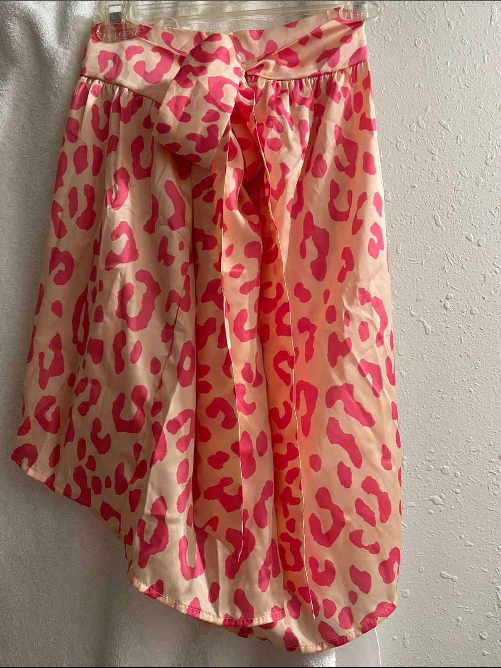 entro Pink Leopard-Print Asymmetrical Tie-Waist Skirt with Cream Base